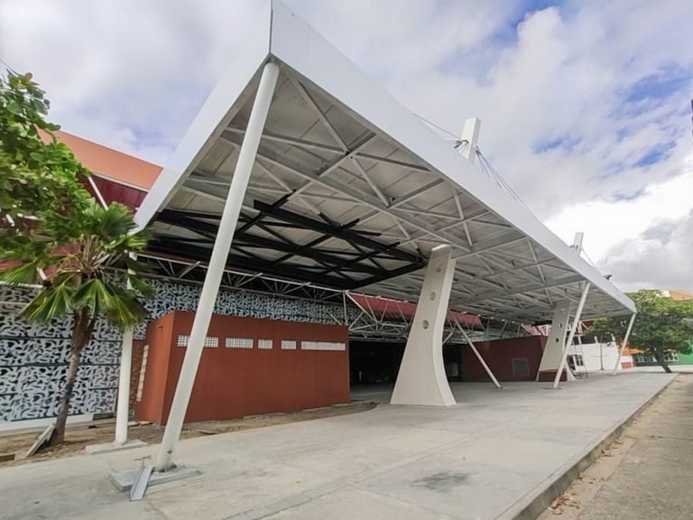 Fachada do Centro de Convenções de Sergipe